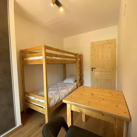 Neuf 2 Chambres, Parking Inclus, Proche Bus Gratuit - Fr-1-356-531
